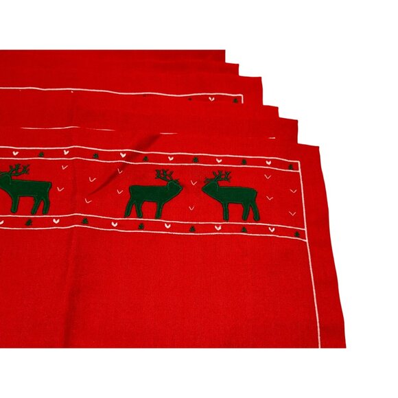 Carson Pirie Scott Red Green Reindeer Cloth Placemats Set of 6 Christmas Table - Picture 3 of 7